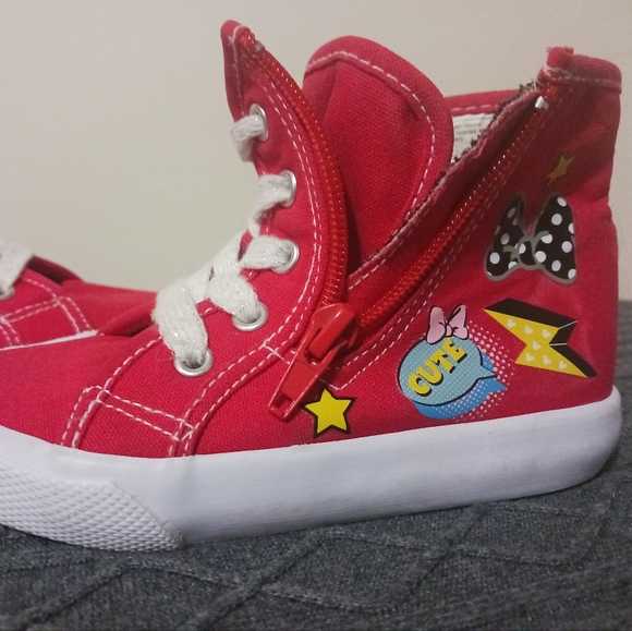 Minnie Mouse Hi-top Shoes - Picture 4 of 7